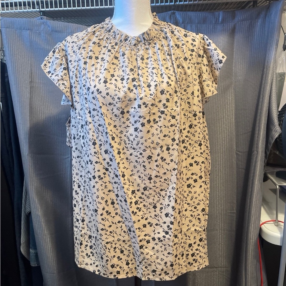 SHEIN curve blouse